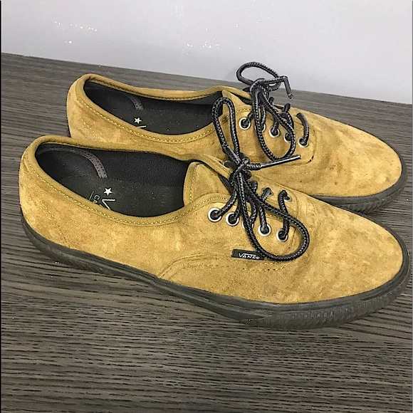 Vans MENS US SIZE 9 (Woman’s US 10.5) Brown/Tan Suede Lowtop vintage sneakers - Picture 2 of 5